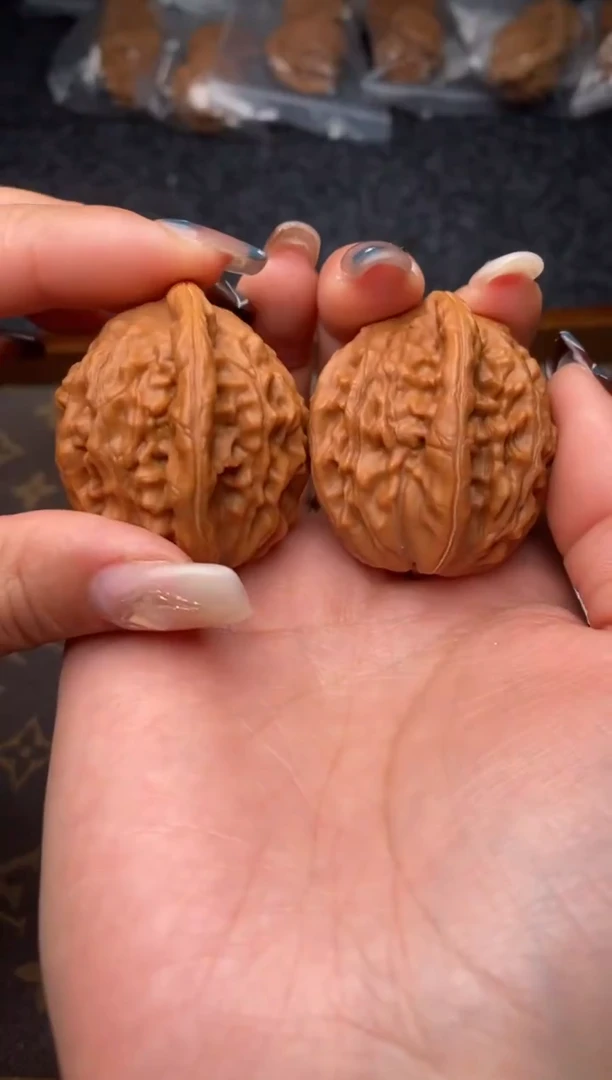 把件文玩核桃B102号40尺大红袍