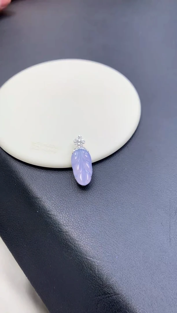 18K金镶嵌定制翡翠48小时鉴赏期 退货不扣服务费