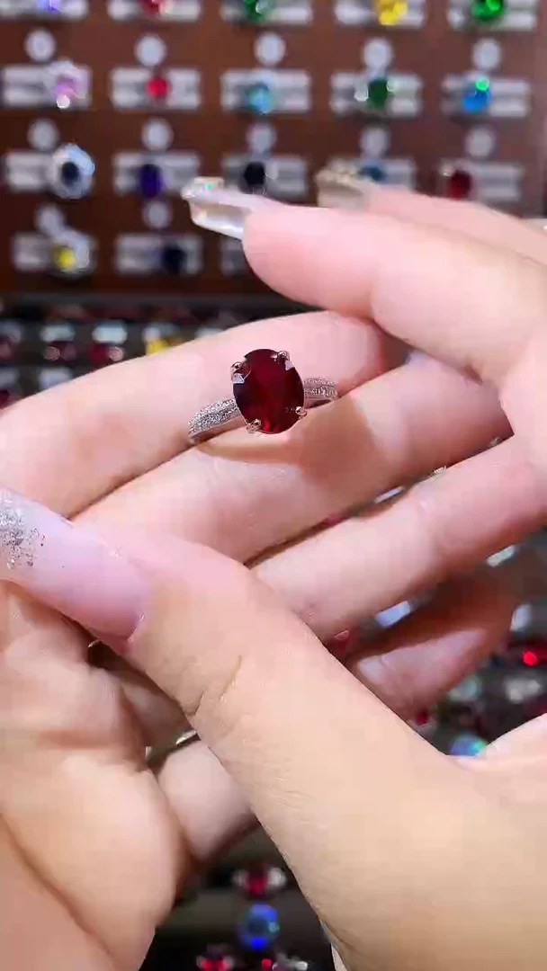 银S925镶嵌戒指红宝石810酒红银色