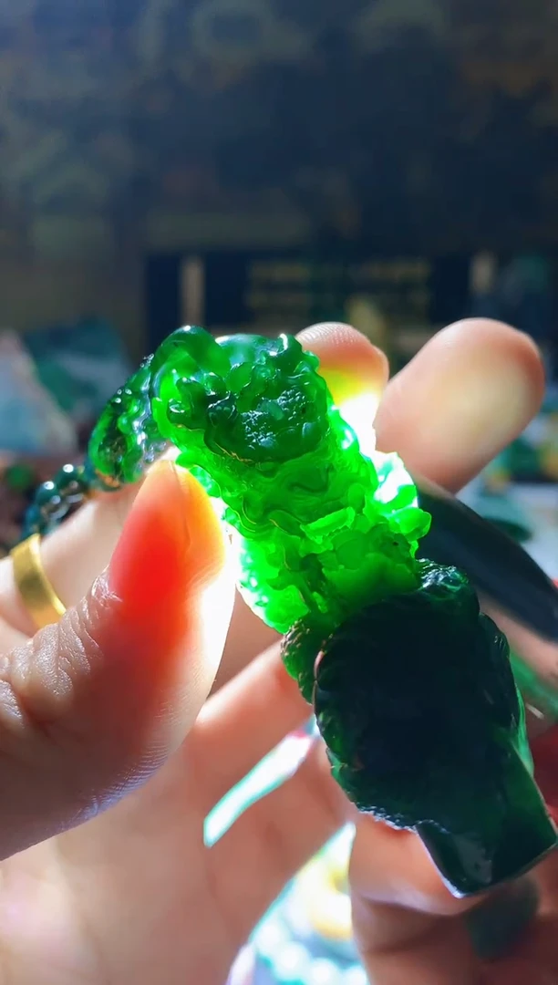 颈饰未镶嵌翡翠天然A货翡翠