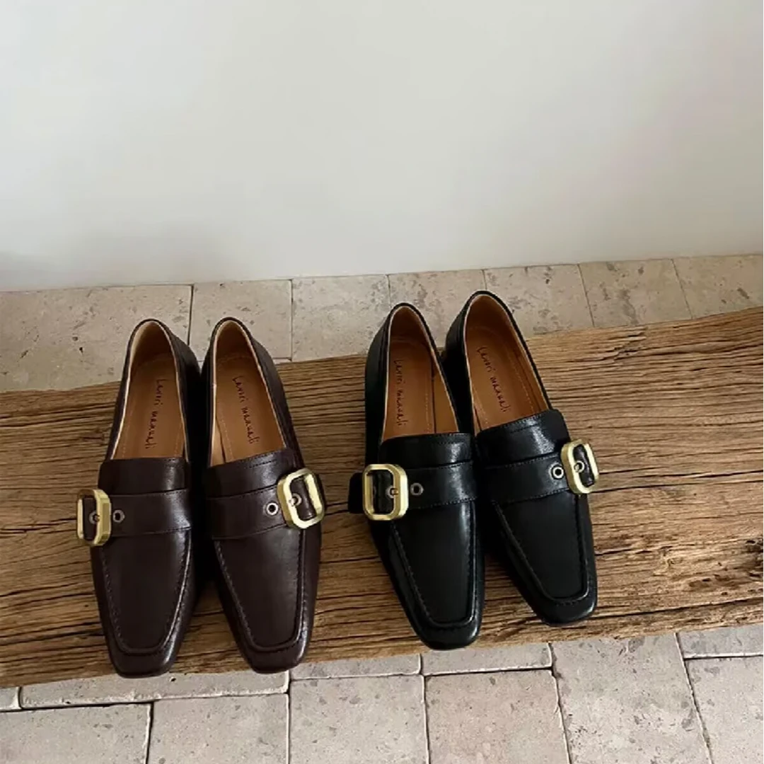 【烟雨予诗】3CM时尚百搭春季真皮金属扣方头通勤深口粗跟单鞋