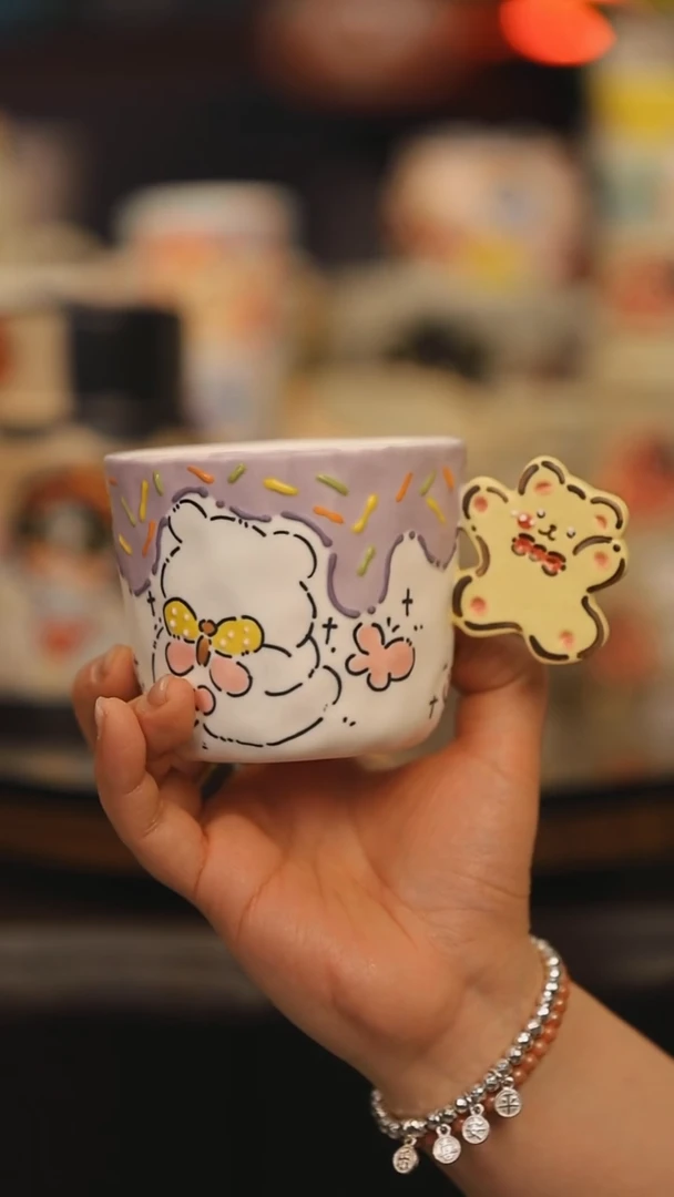 【闪购商品】摆件景德镇釉下彩绘设计师款式陶瓷