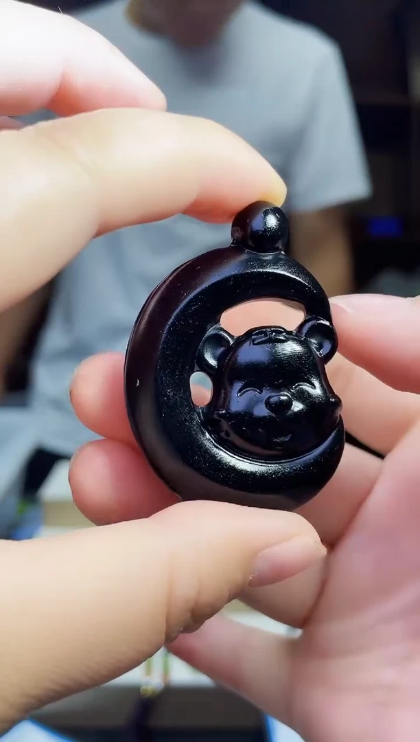 和田玉未镶嵌颈饰1