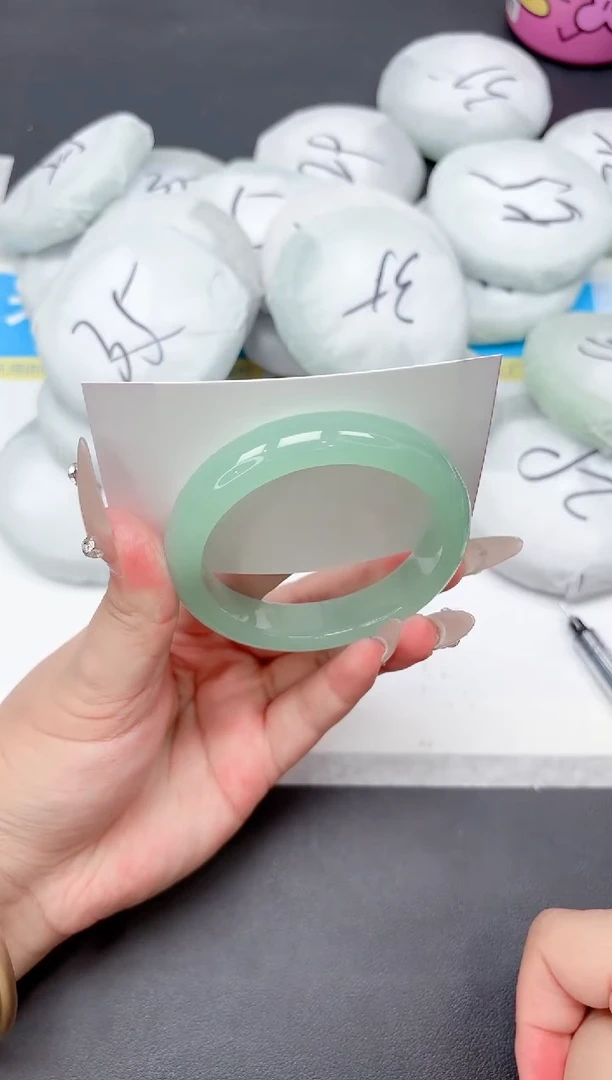 未镶嵌手镯石英质玉326-55.6