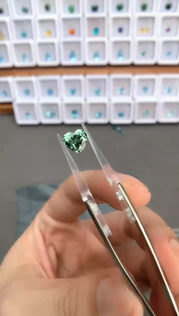 未镶嵌裸石定制碧玺2.24ct  08033