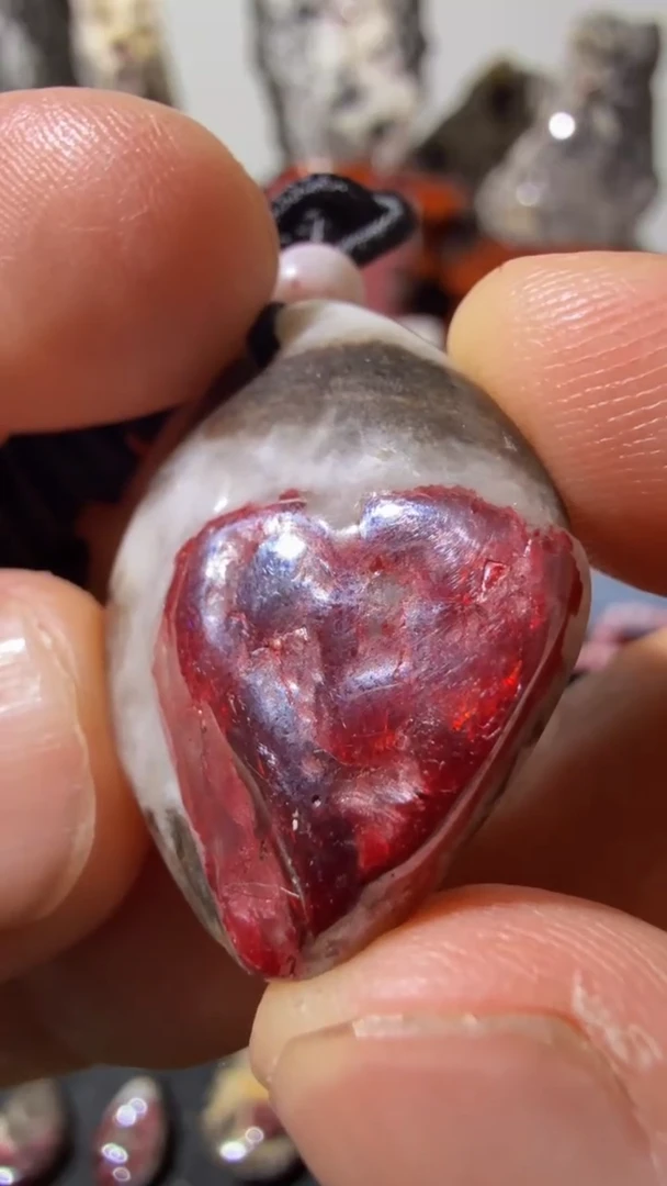 天然辰砂坠天然辰砂天然朱砂大晶砂随行吊