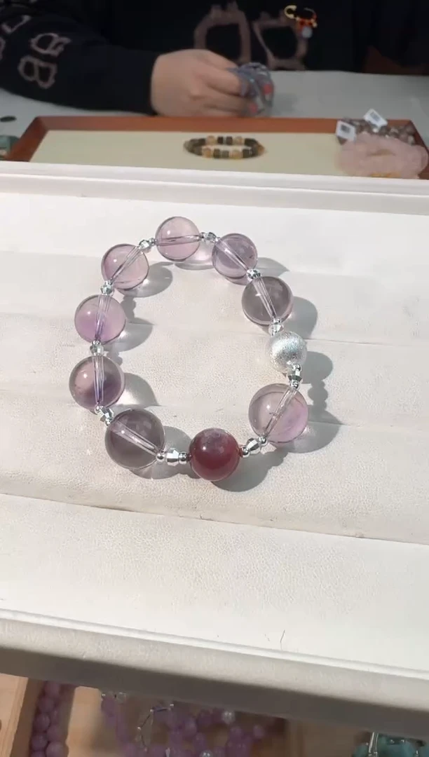 【闪购商品】水晶手链银S925镶嵌紫水大卡设计款