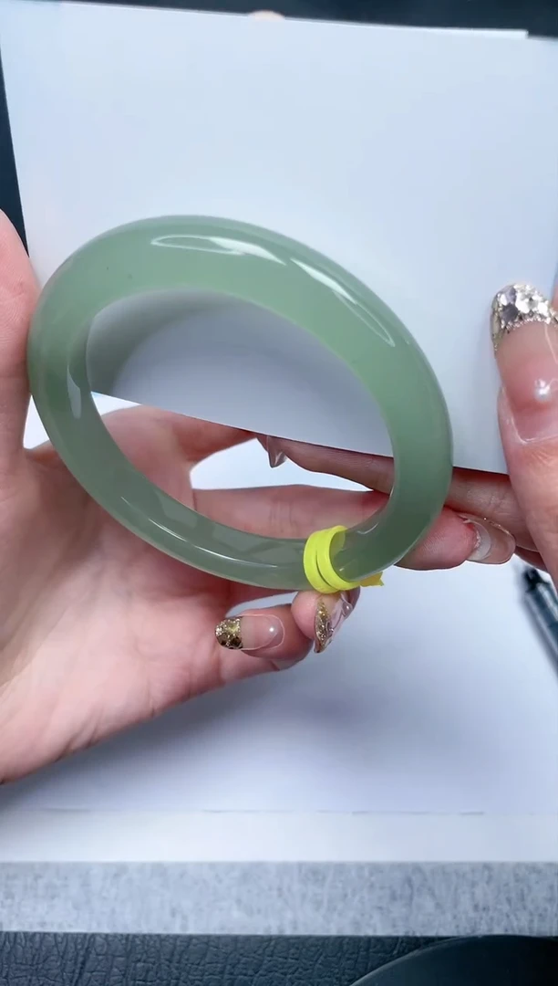 【闪购商品】石英质玉手镯未镶嵌128-60.5