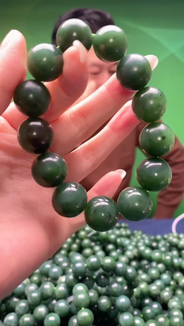 未镶嵌手链和田玉000