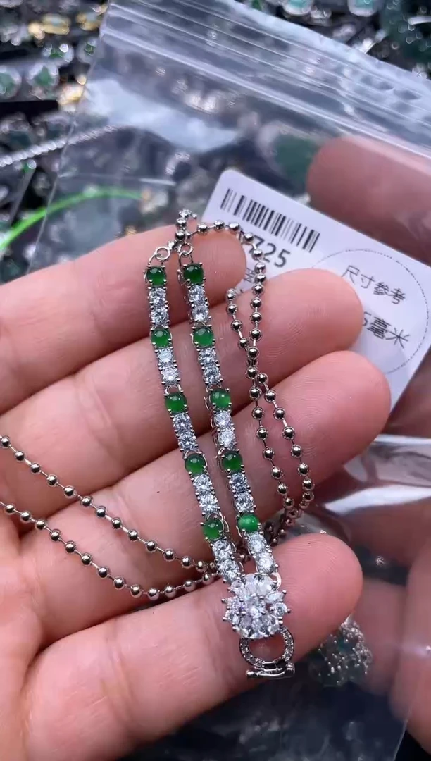 【闪购商品】翡翠颈饰未镶嵌W725项链