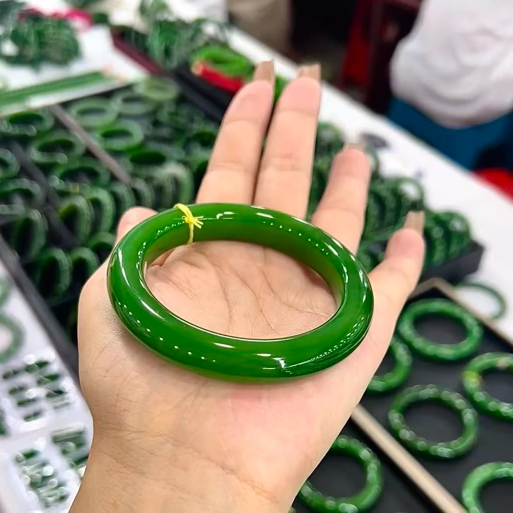 新疆和田玉正圈手镯
