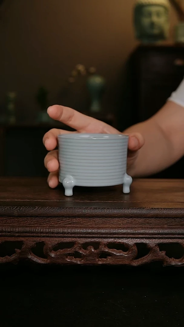 其他仿古手工月白三足杯
