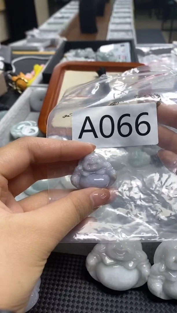 翡翠未镶嵌颈饰天然缅甸A货翡翠a066