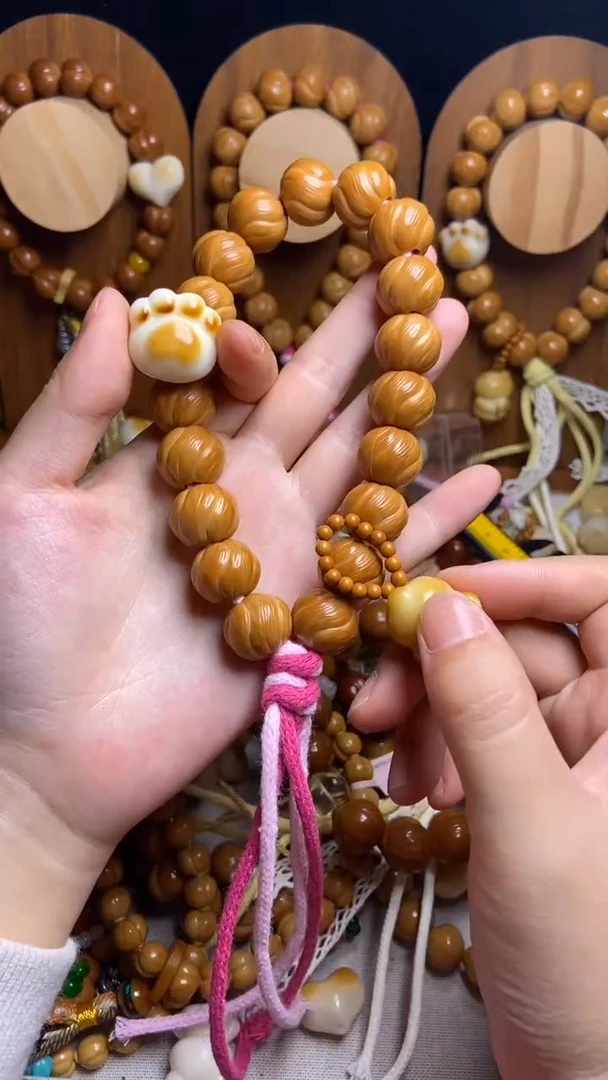 手串猴头核桃?**?全品卷卷猫爪酥悟道猫吊坠