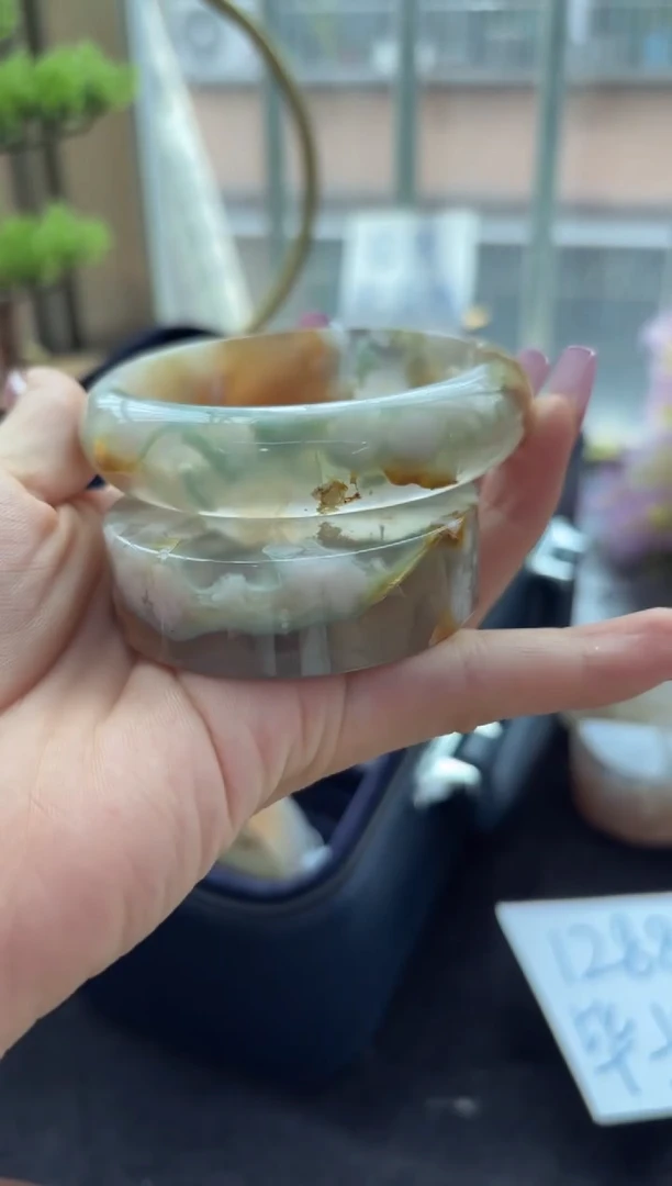 石英质玉手镯未镶嵌C320(61圈赠送镯心)