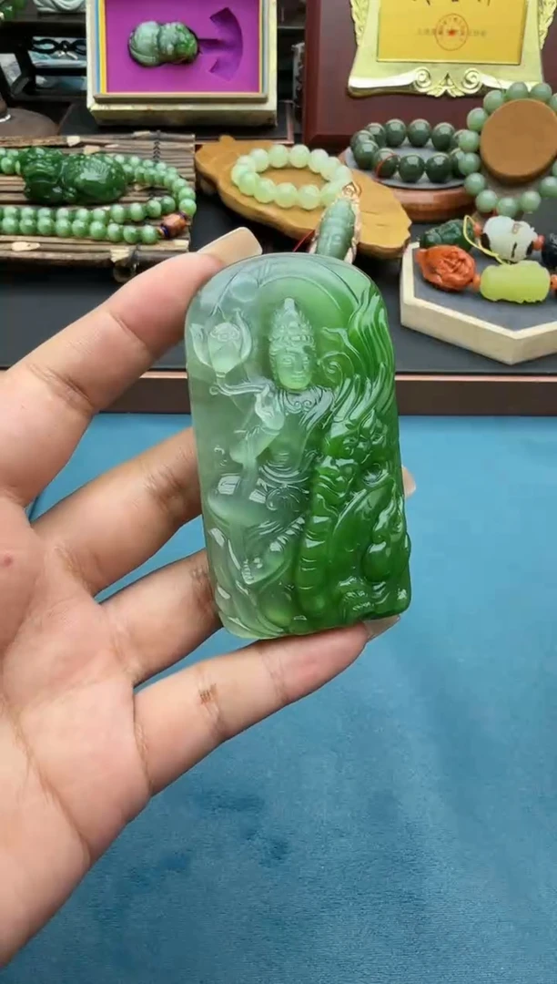 未镶嵌和田玉挂件by