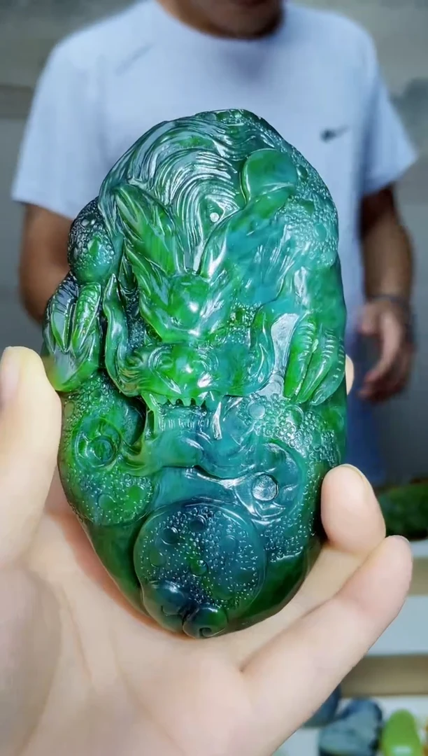 和田玉未镶嵌颈饰1
