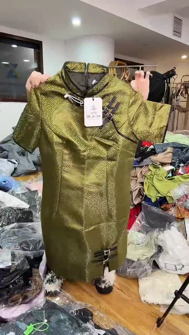 L码        105-115斤 裙子