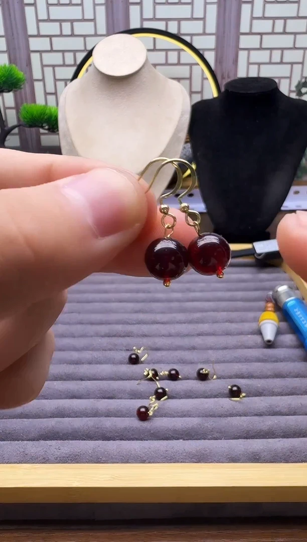 血珀14K金镶嵌耳饰E29