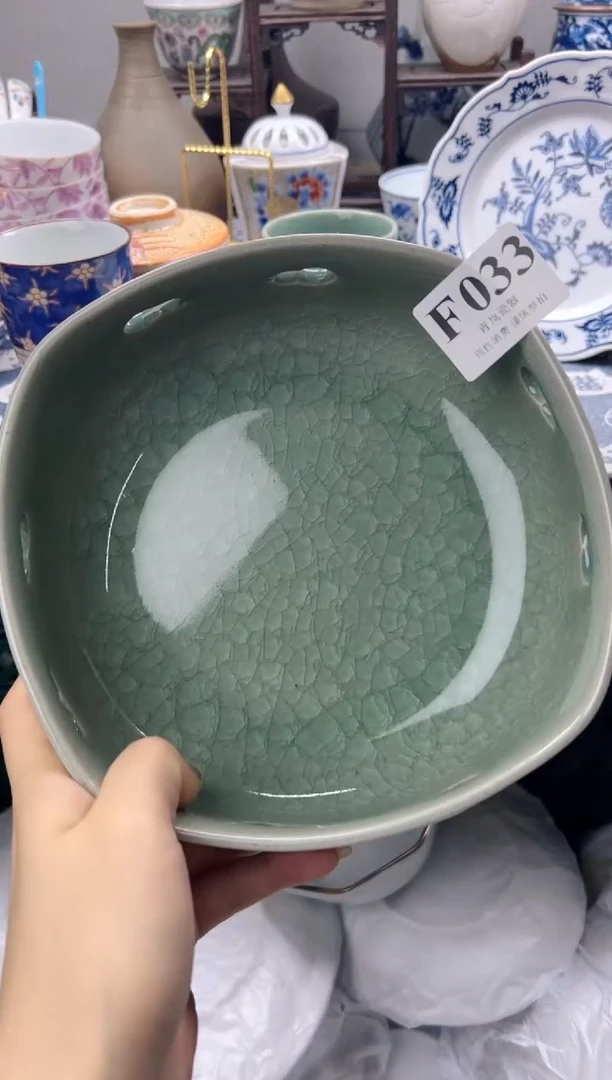 瓷片十**扣  F033