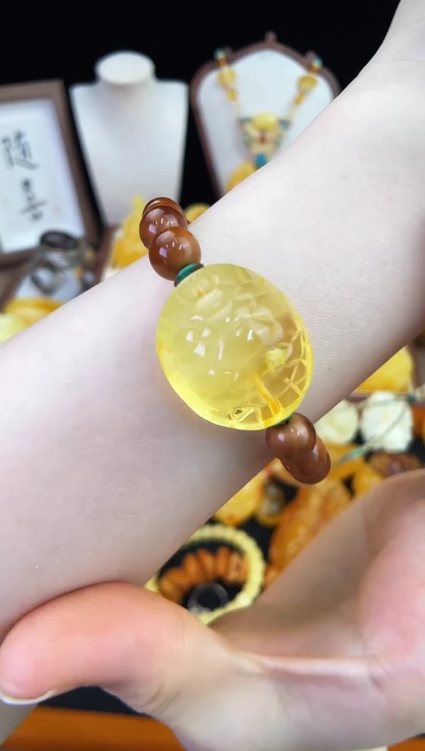 琥珀未镶嵌珠宝奇石柒月