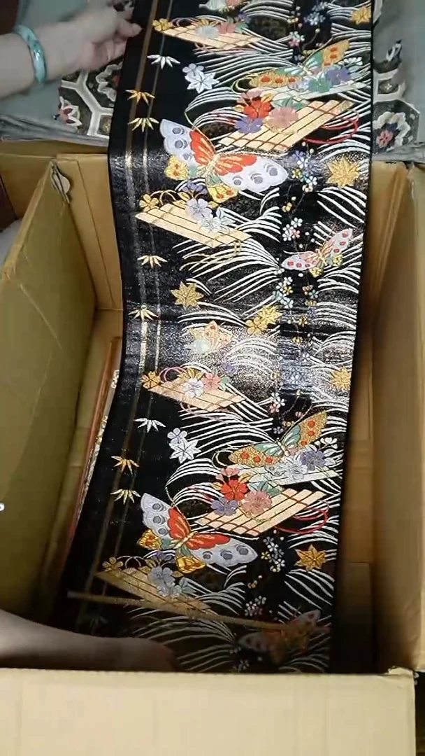 织绣106黑金蝴蝶