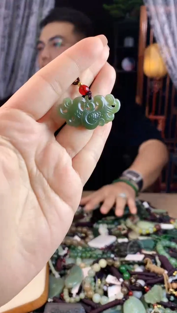 【闪购商品】和田玉挂件未镶嵌多样性发货拍一发一