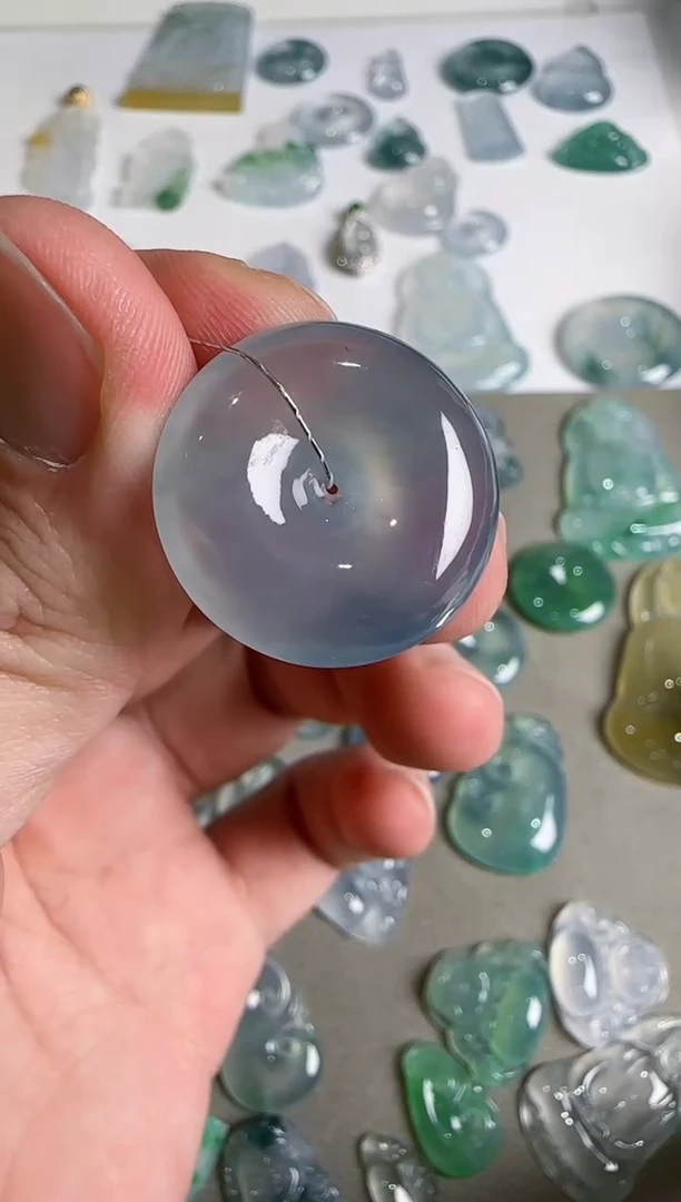 吊坠(不含链)未镶嵌翡翠.