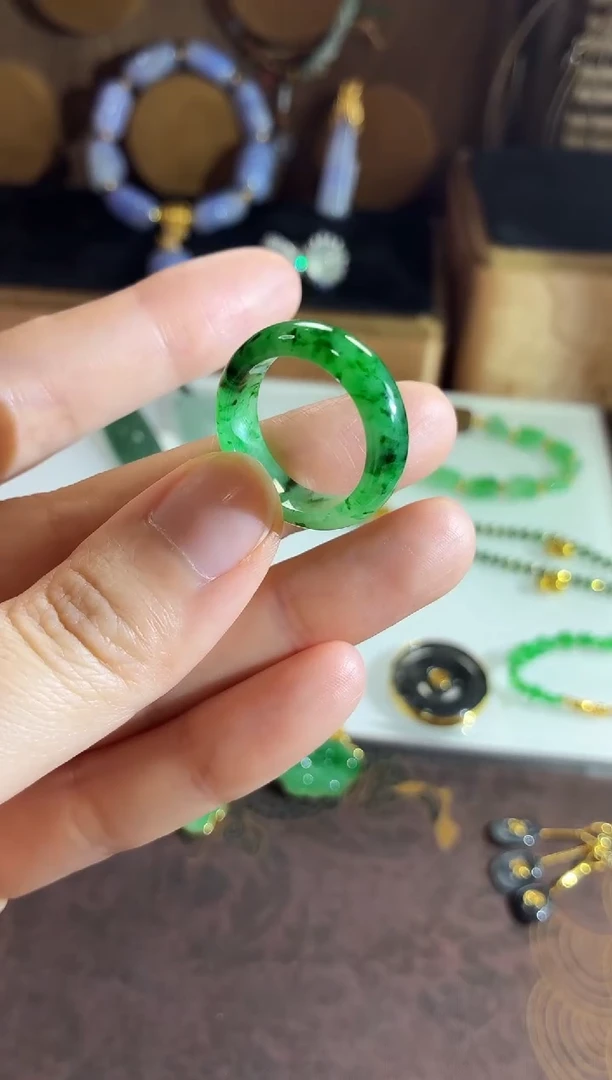 未镶嵌戒指翡翠手饰 18圈