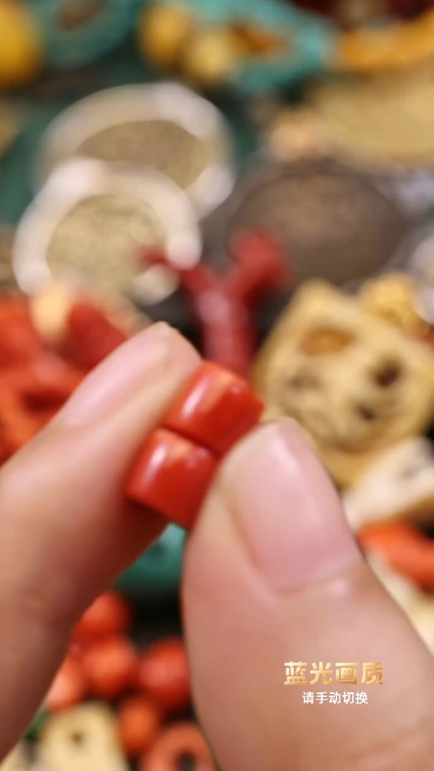 尺寸0.6红对珠。。。。。。