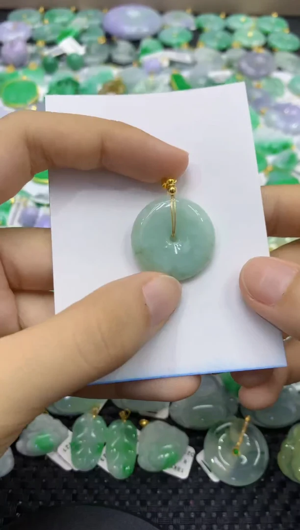 颈饰未镶嵌翡翠天然缅甸翡翠A货