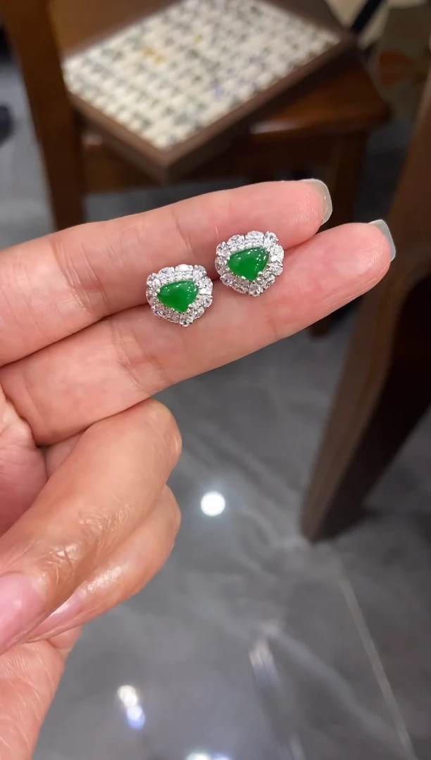 银S925镶嵌挂件翡翠耳饰