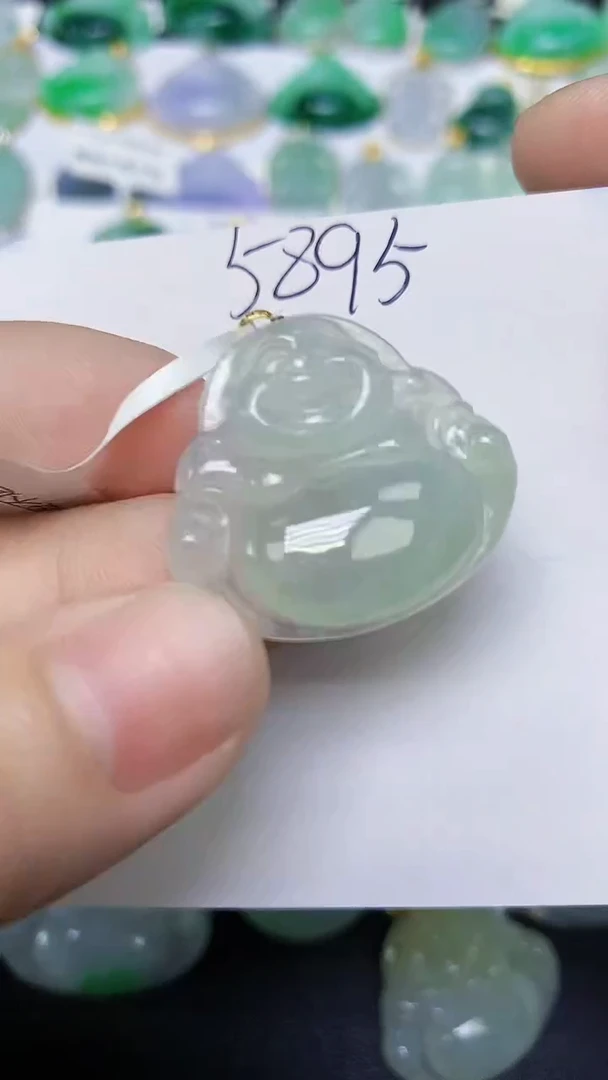 翡翠18K金镶嵌颈饰天然缅甸翡翠A货