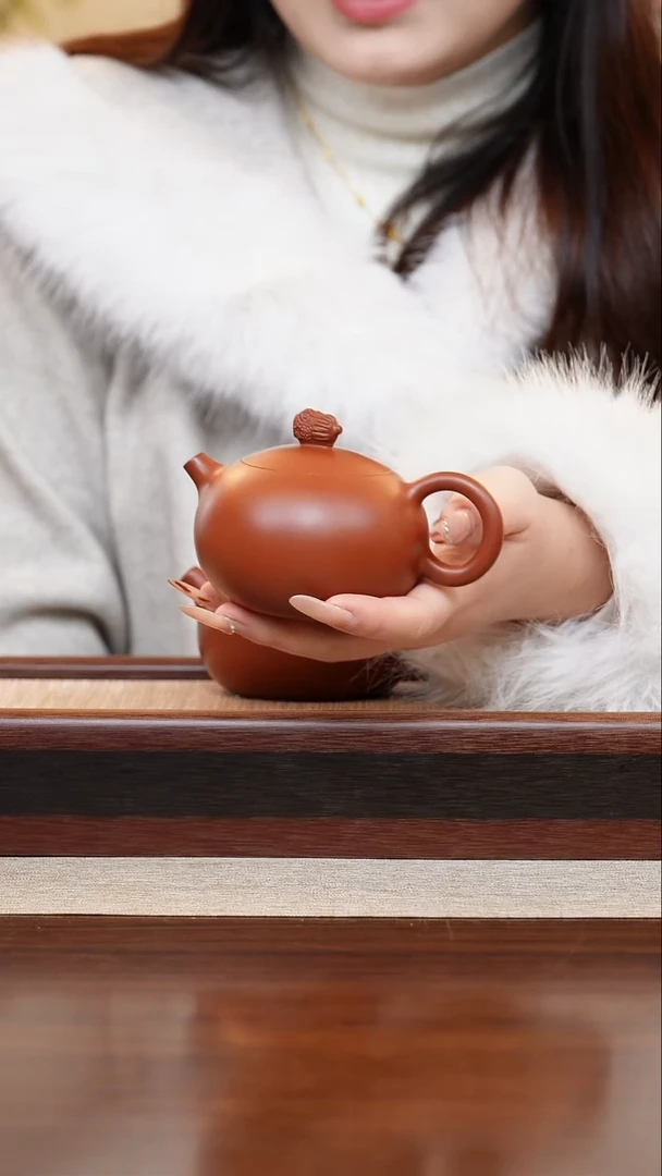 朱泥白菜西施160cc宜兴手工紫砂壶