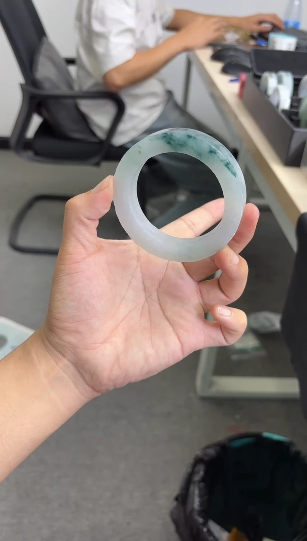 未镶嵌手镯定制翡翠北*手镯