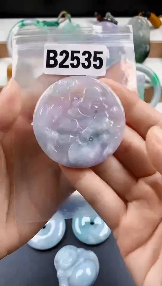 颈饰未镶嵌翡翠天然翡翠吊坠挂件