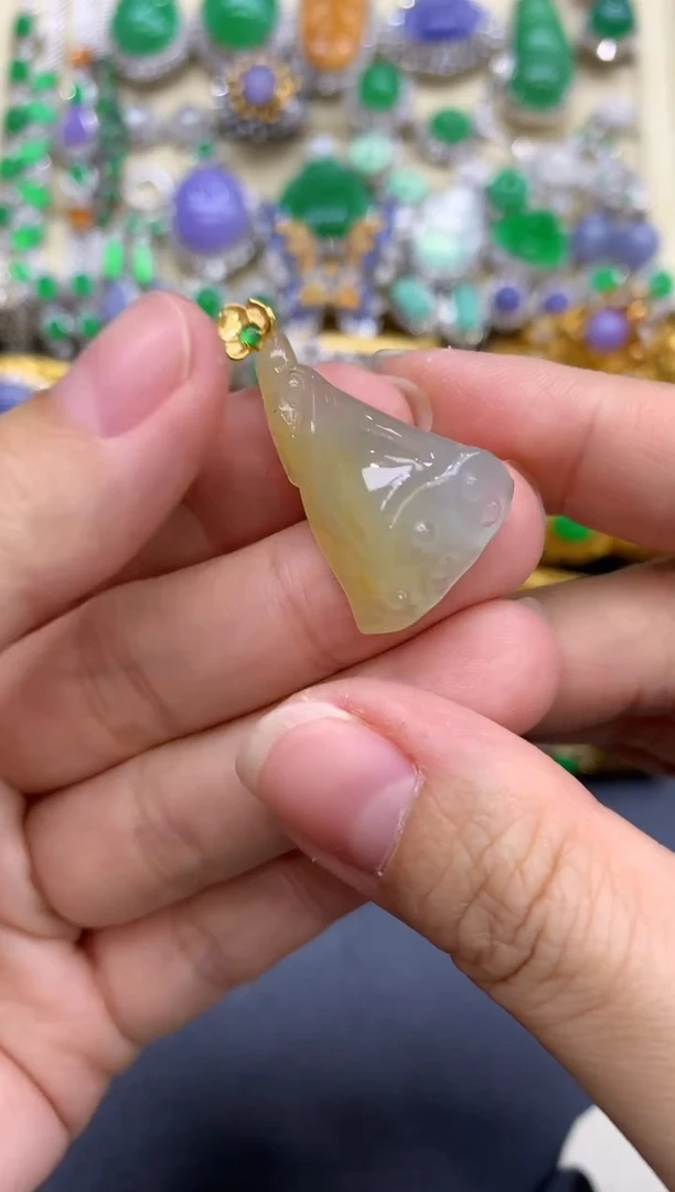 颈饰18K金镶嵌翡翠271-中国好珍宝