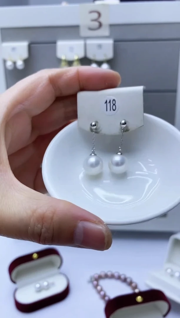 【闪购商品】淡水珍珠耳饰银S925镶嵌118