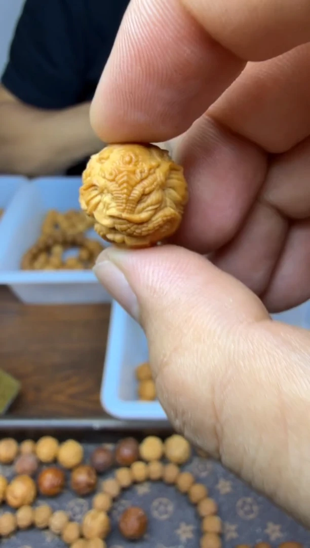 手串猴头核桃狮驼岭
