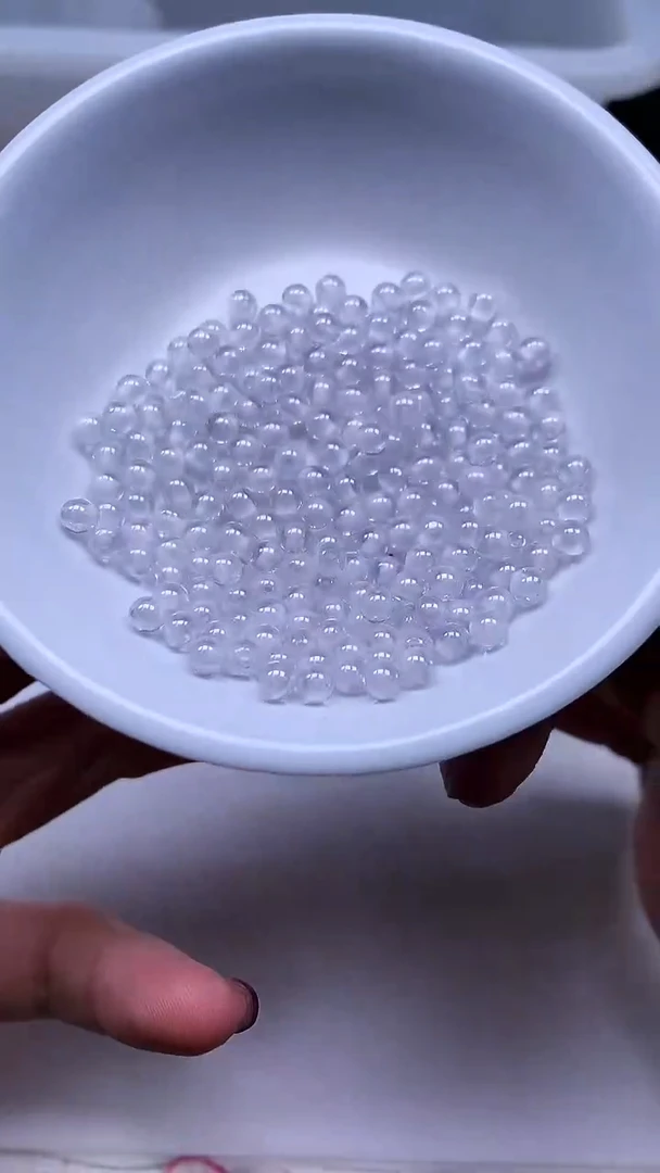 未镶嵌天然锆石散珠E613白锆石4mm 25个9.9元