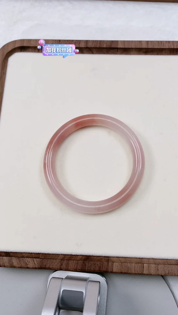 【闪购商品】石英质玉手镯未镶嵌13