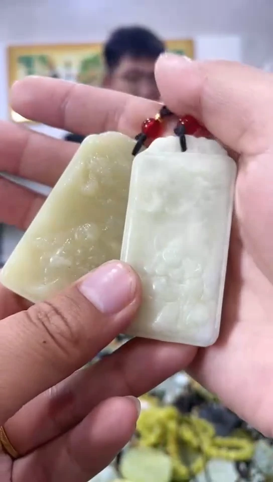 岫玉未镶嵌挂件多样性发货其中发一件