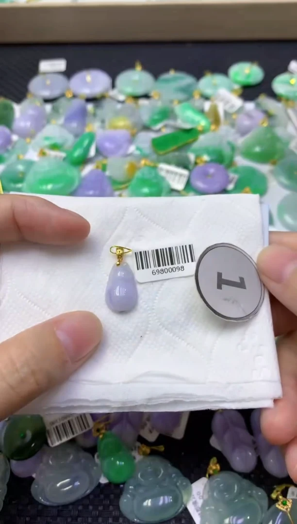 颈饰未镶嵌翡翠天然缅甸翡翠A货