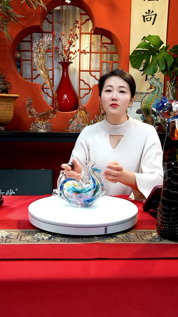 手工艺品琉璃摇摇马