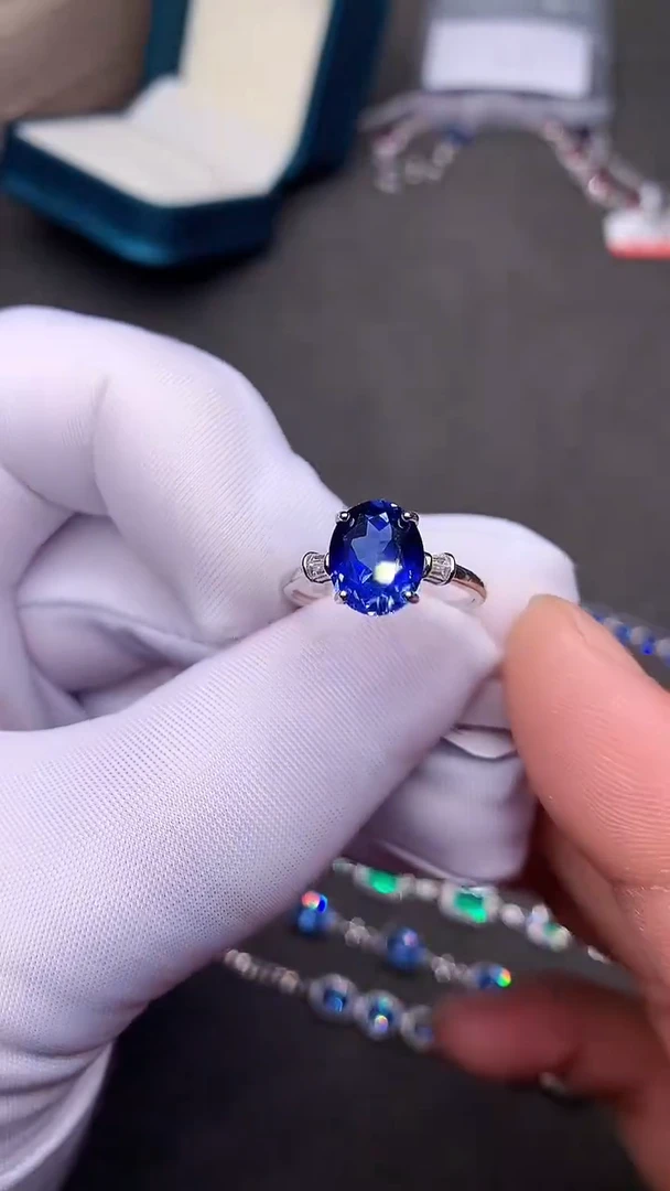 【闪购商品】蓝宝石戒指银S925镶嵌矢车菊