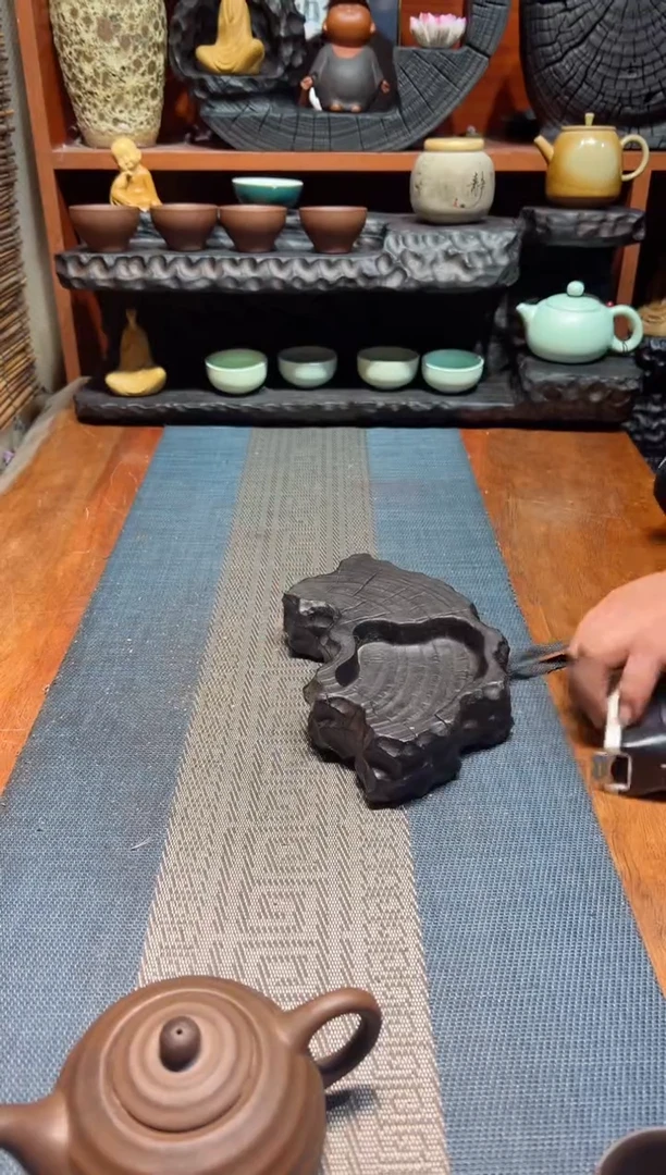 【闪购商品】香樟木木雕一物一拍