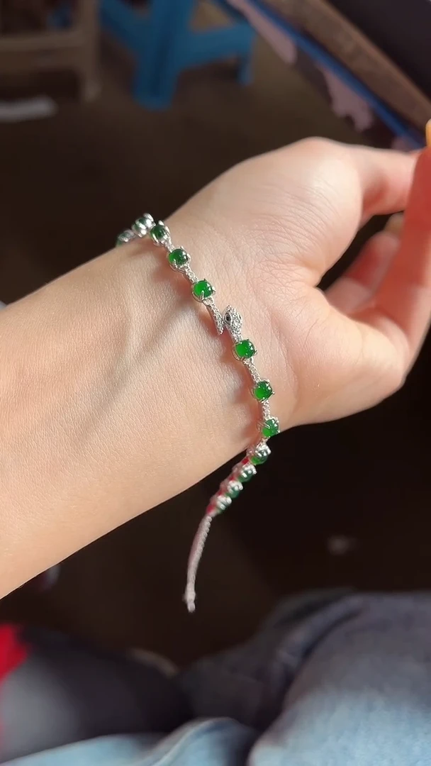 【闪购商品】翡翠手链未镶嵌100637145