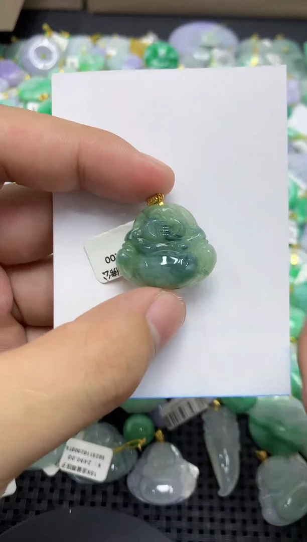 颈饰未镶嵌翡翠天然缅甸翡翠A货