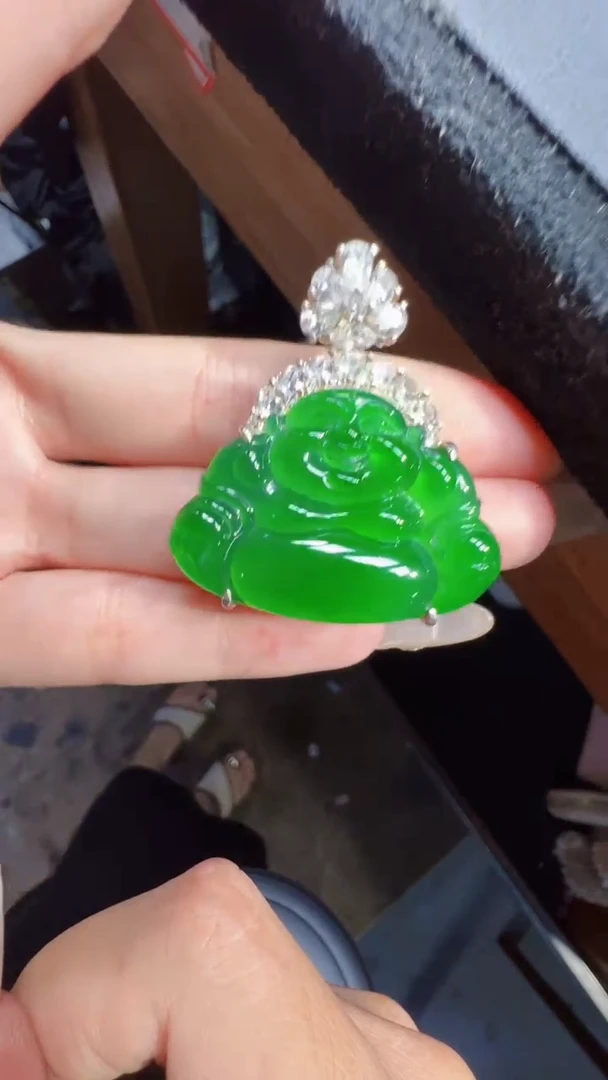 未镶嵌定制翡翠翡翠A货有轻微色差属于正常现象，佛公多样性发货1