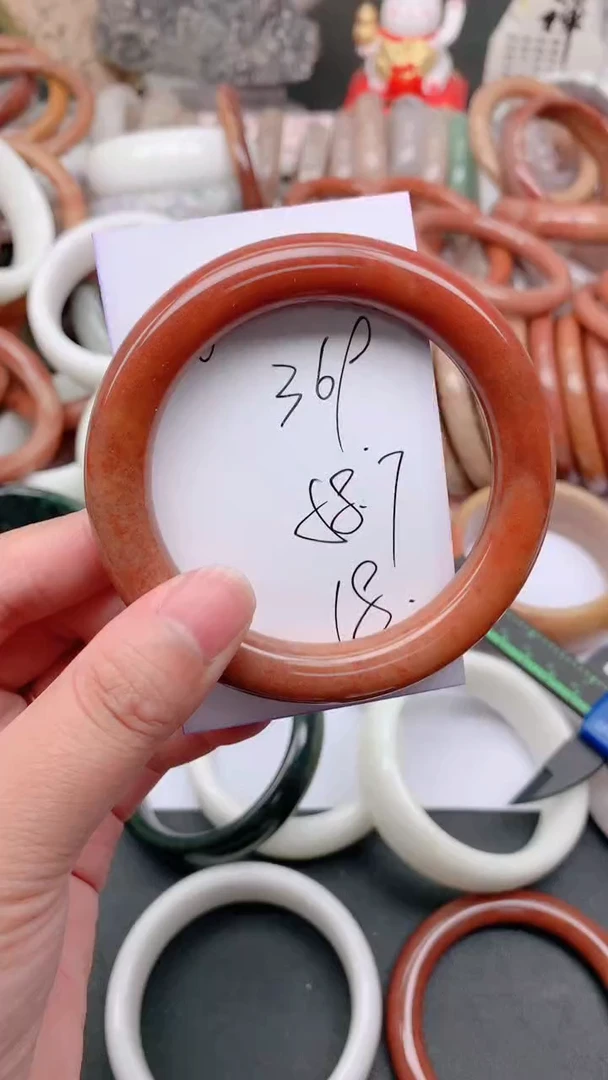 未镶嵌手镯石英质玉369